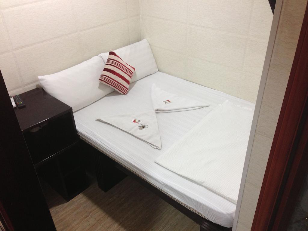 Shanghai Hostel Hk هونغ كونغ الغرفة الصورة